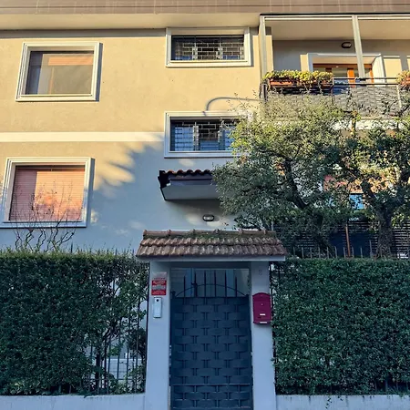 Casa Mina * Opera